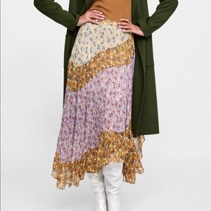 Zara floral skirt